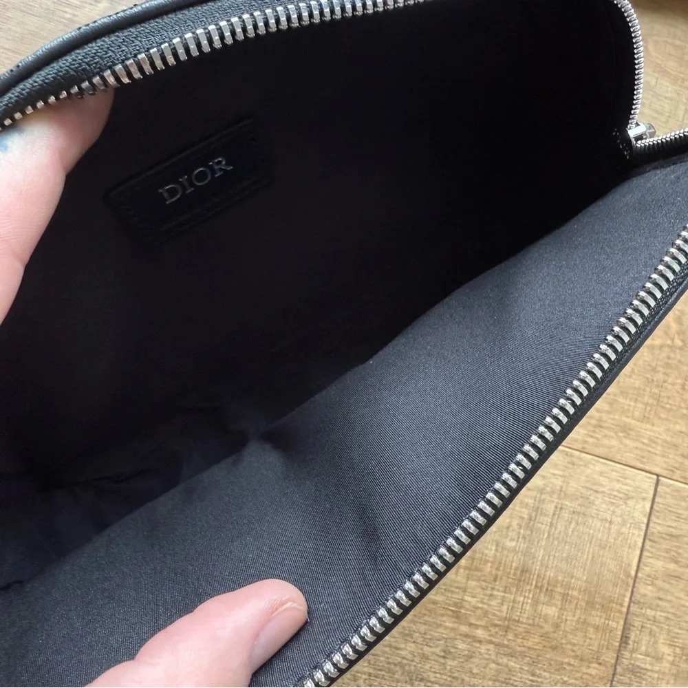 Dior Leather Oblique Safari Handbag - Picture 6 of 7